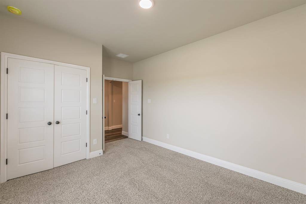 Alvarado, TX 76009,214 Navajo Trail