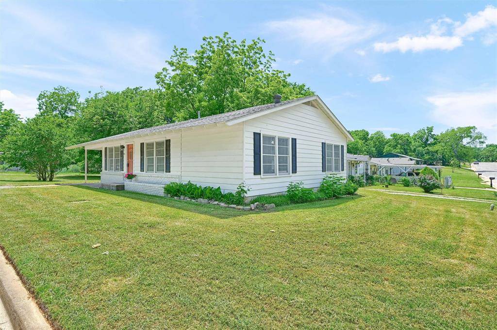 Denison, TX 75020,501 S Eddy Avenue