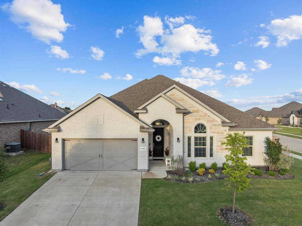5622 Log Cabin Court, Midlothian, TX 76065