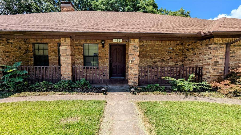 Grand Prairie, TX 75052,917 Sandra Lane
