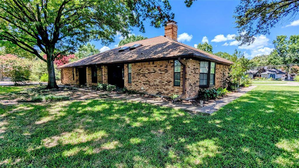 Grand Prairie, TX 75052,917 Sandra Lane