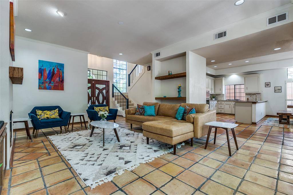 Dallas, TX 75214,1507 Abrams Road