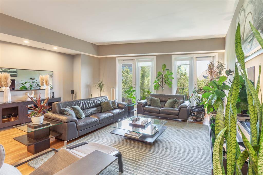 Addison, TX 75001,5055 Addison Circle #413