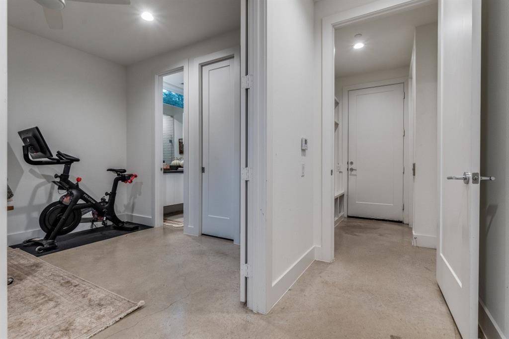 Dallas, TX 75219,3081 Chimes Street