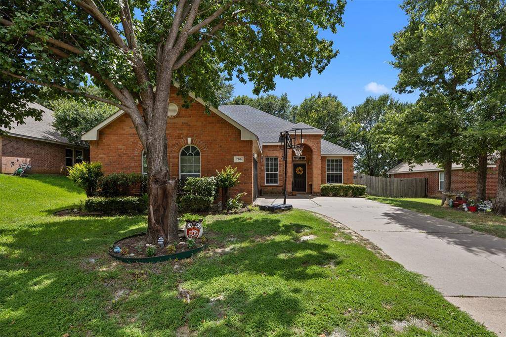 Crowley, TX 76036,708 Hummingbird Trail