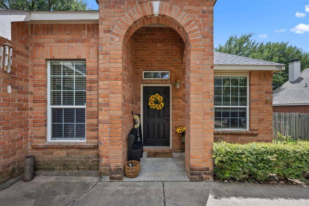 Crowley, TX 76036,708 Hummingbird Trail