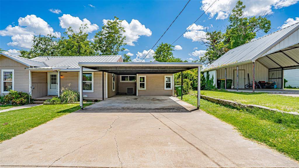 Glen Rose, TX 76043,505 Hereford Street