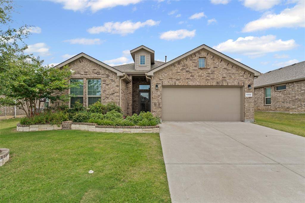 1302 Dublin Drive, Cleburne, TX 76033