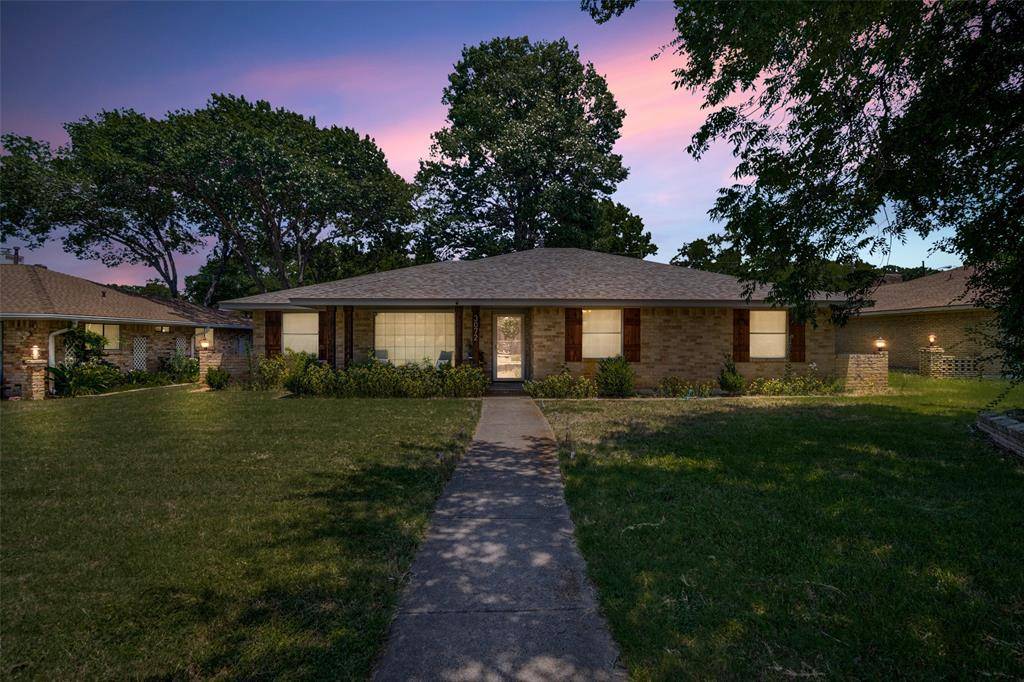 3072 Kiestridge Drive, Dallas, TX 75233