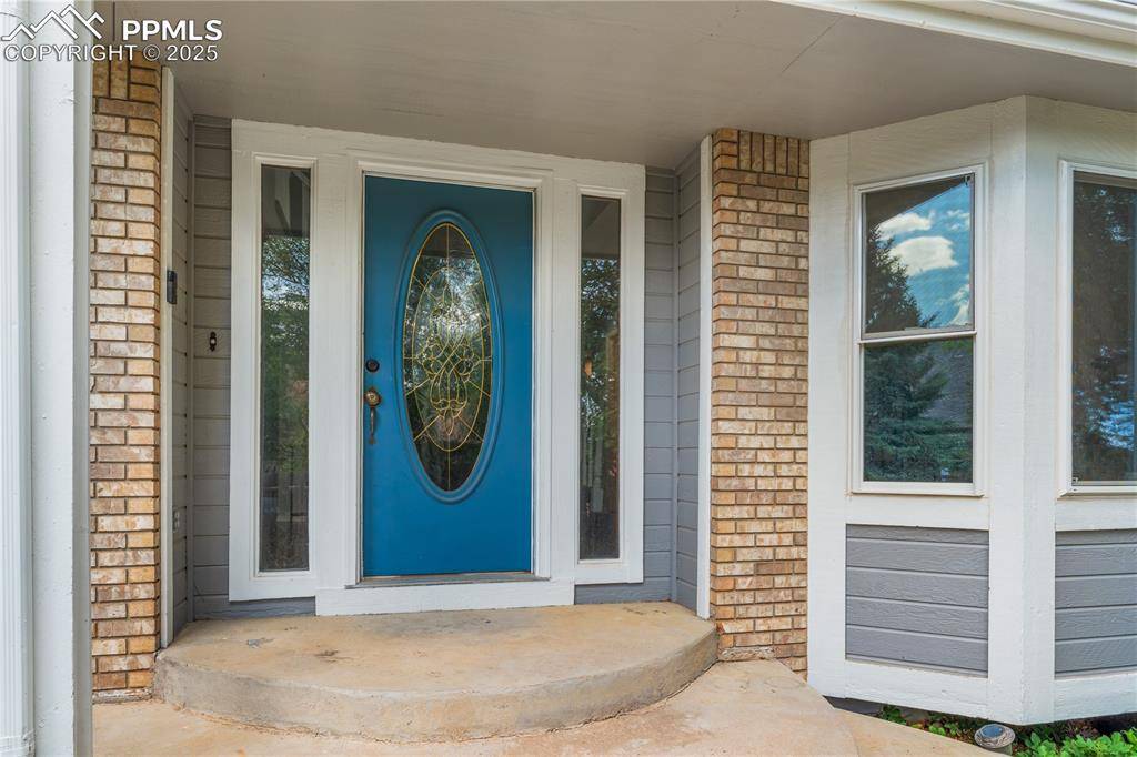 Colorado Springs, CO 80919,5255 Champagne DR
