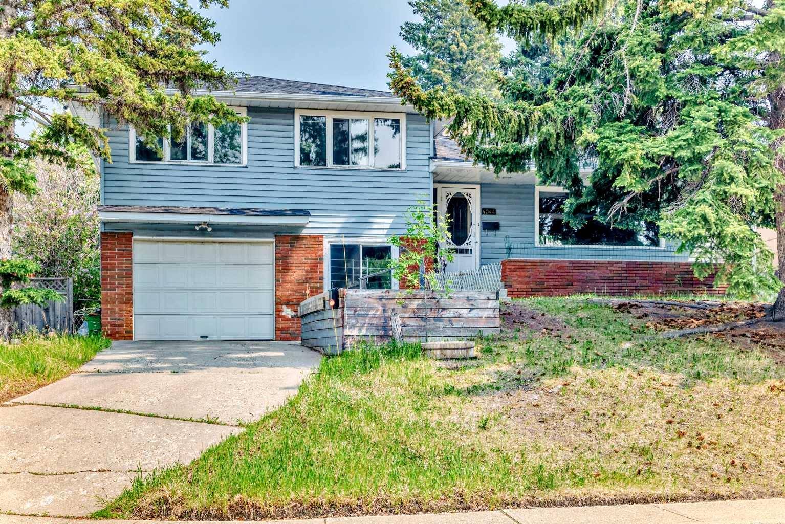 4044 Chatham PL Northwest, Calgary, AB T2L 0Z6
