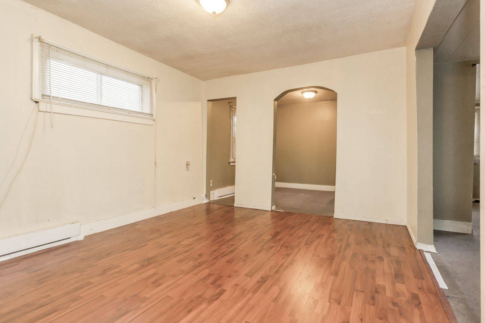 Toronto W06, ON M8V 1M6,26 Victoria ST #Unit 3