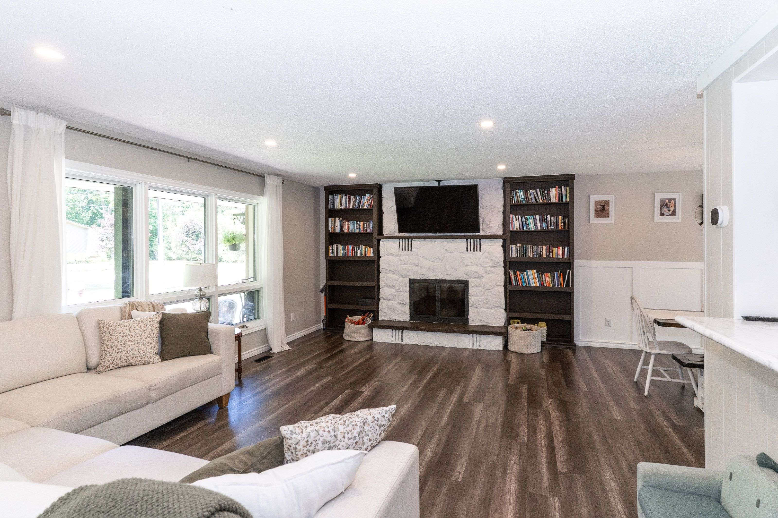 Gravenhurst, ON P1P 1A6,220 Alexander ST