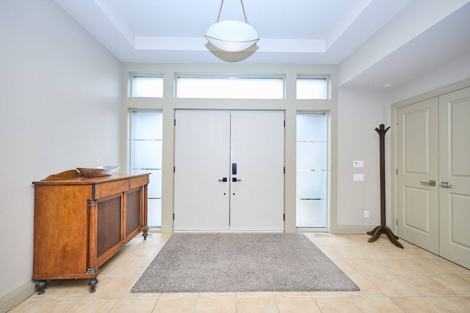 St. Catharines, ON L2W 1C1,16 Nadine CRES