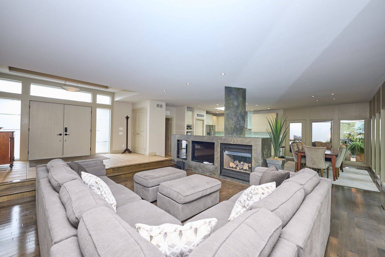 St. Catharines, ON L2W 1C1,16 Nadine CRES