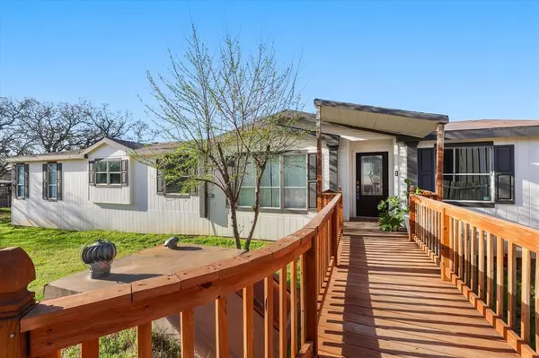 Burleson, TX 76028,8620 County Road 528
