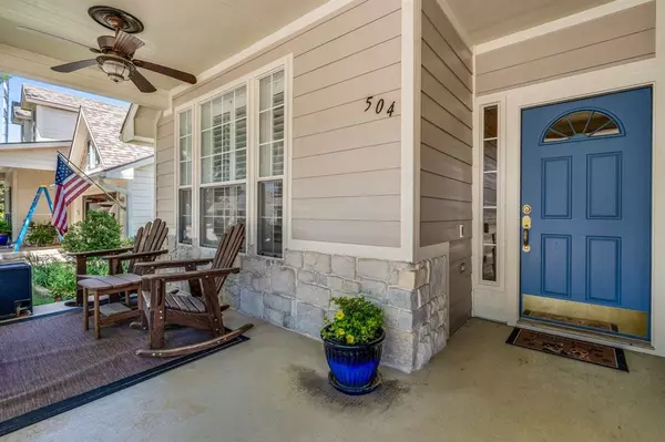 Grapevine, TX 76051,504 Landing Court