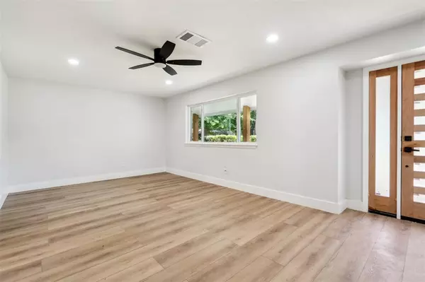 Arlington, TX 76013,604 Buffalo Drive