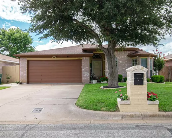 1363 Yorkshire Street #2, Fort Worth, TX 76134