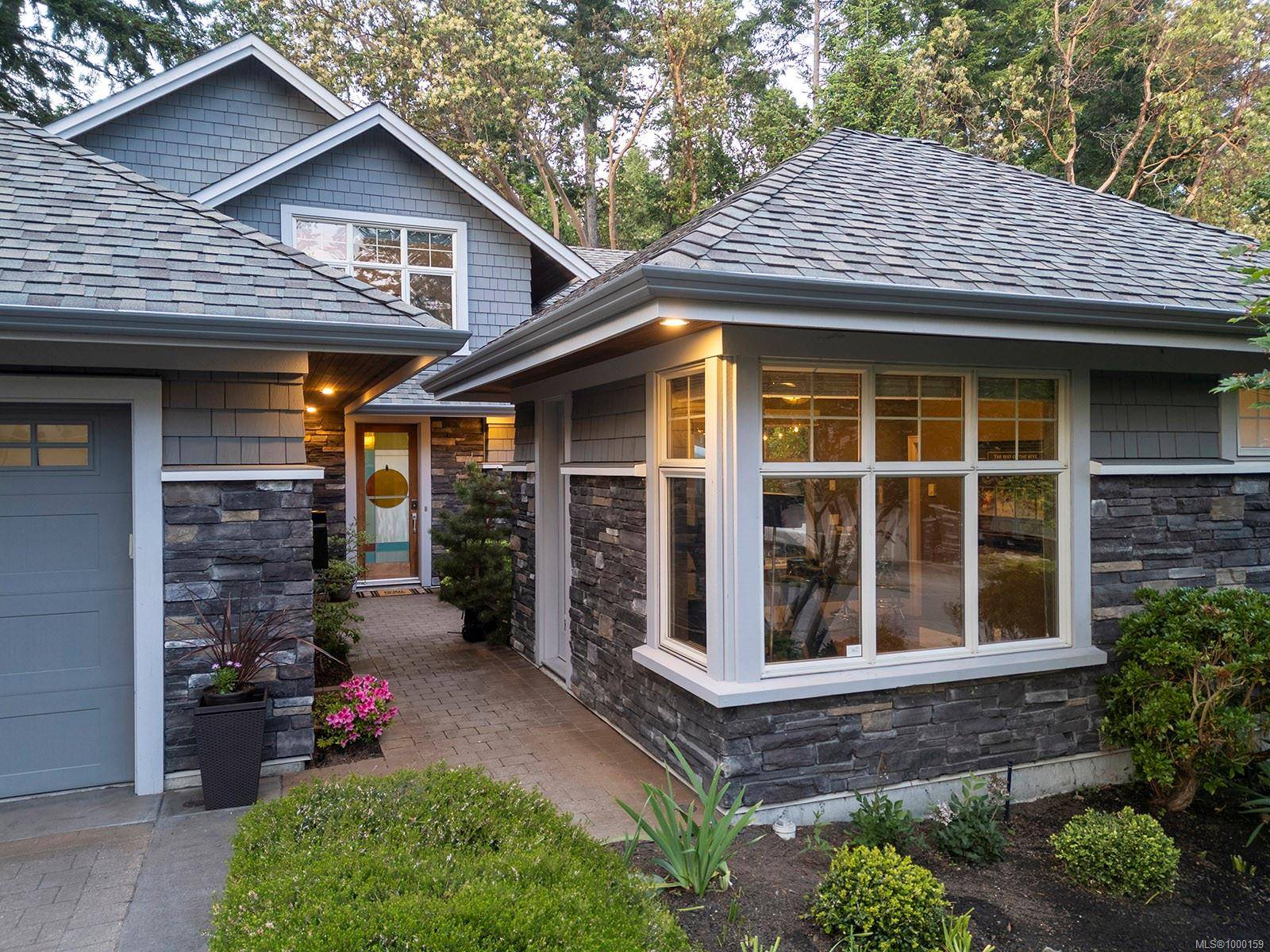 Saanich, BC V8X 0A4,1267 Oceanwood Lane