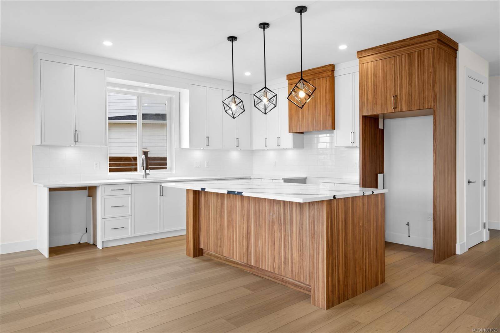 Langford, BC V9B 6W2,2307 Swallow Pl