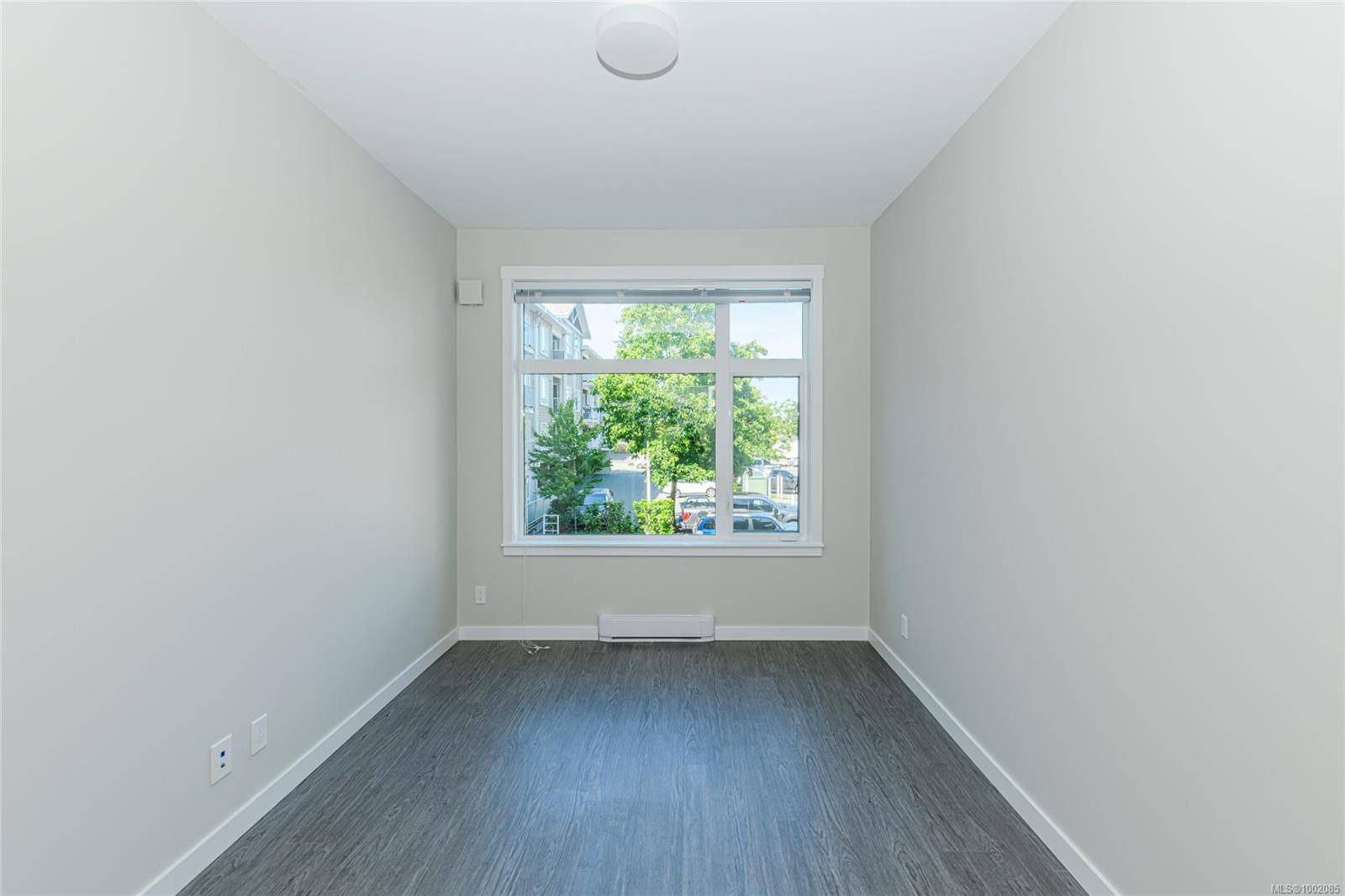 Langford, BC V9B 4P4,2843 JACKLIN Rd #202