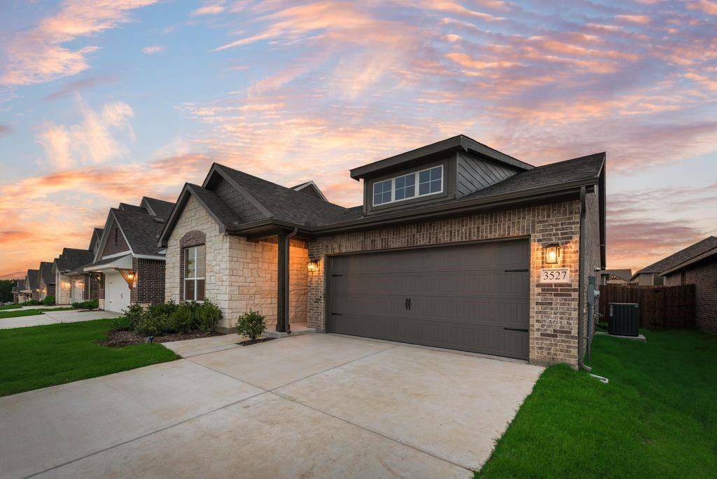Gainesville, TX 76240,3527 Columbus Street