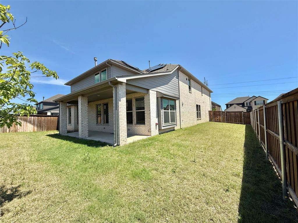 Fort Worth, TX 76131,421 Acton Avenue