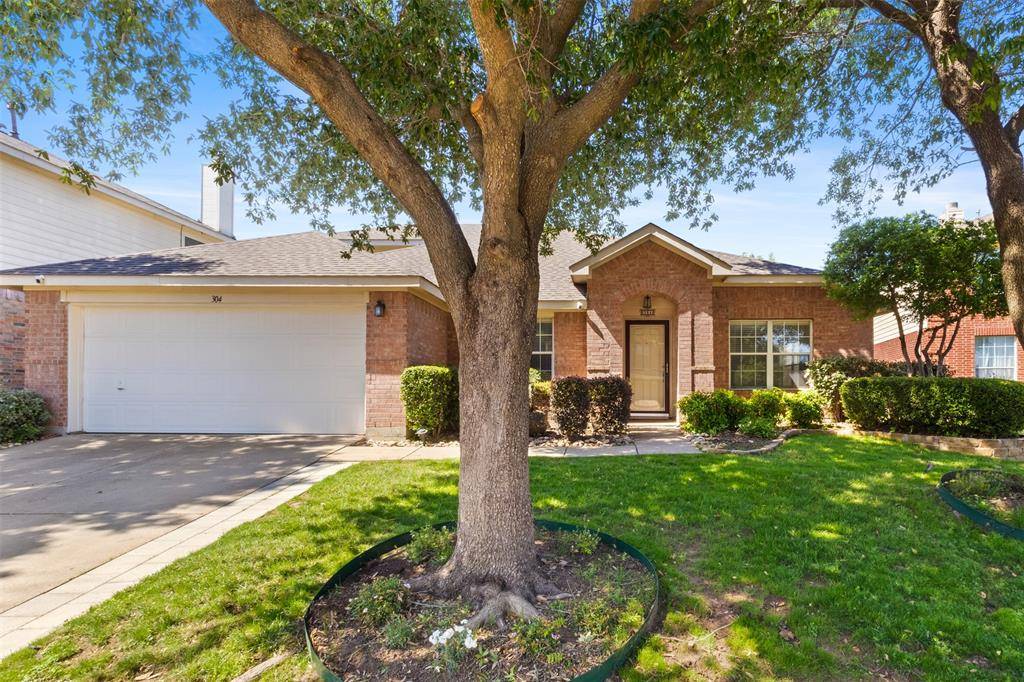 Fort Worth, TX 76140,304 E Clover Park Drive