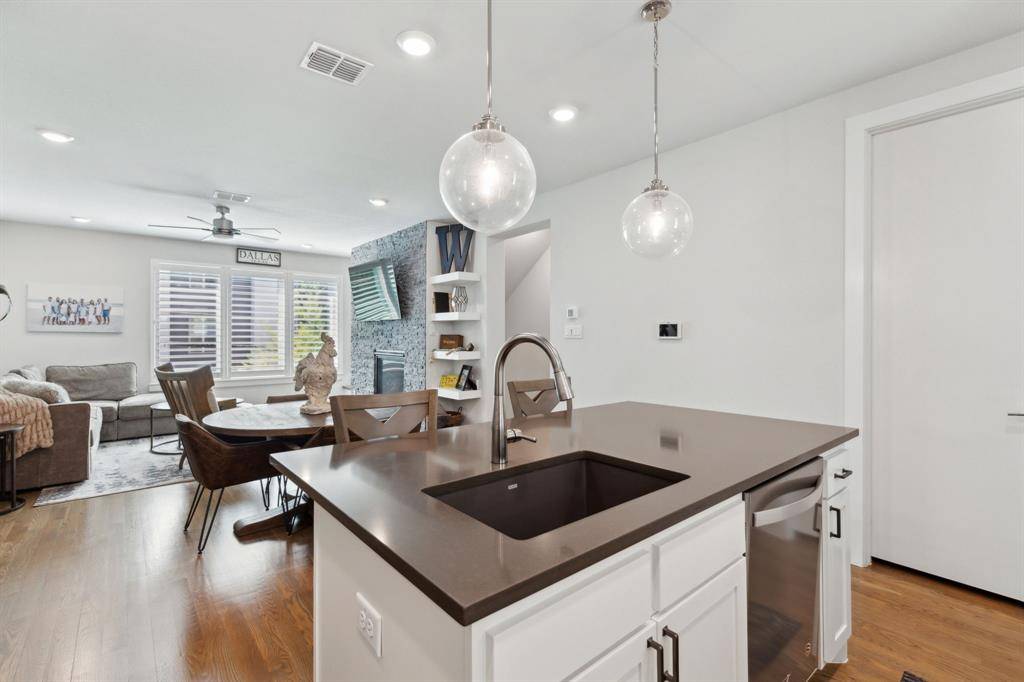 Dallas, TX 75204,3928 Riesling Ridge
