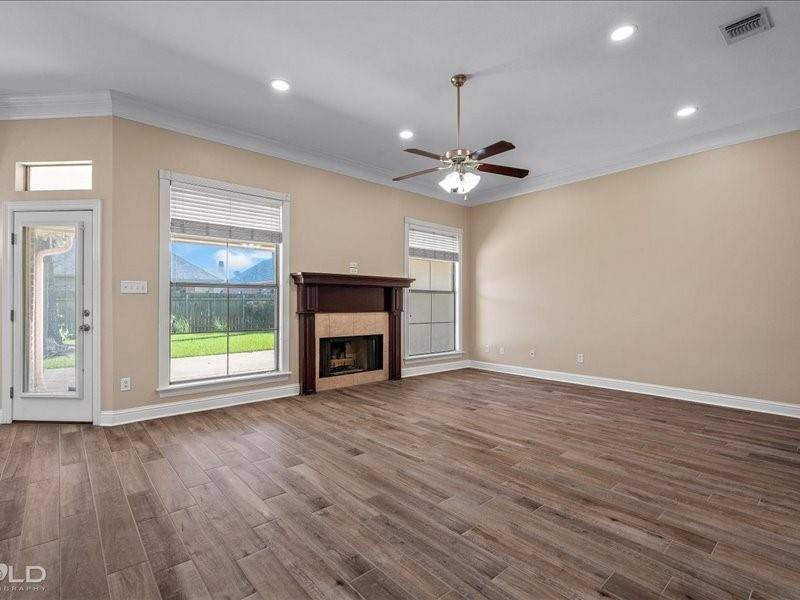 Shreveport, LA 71106,10440 Plum Creek Drive