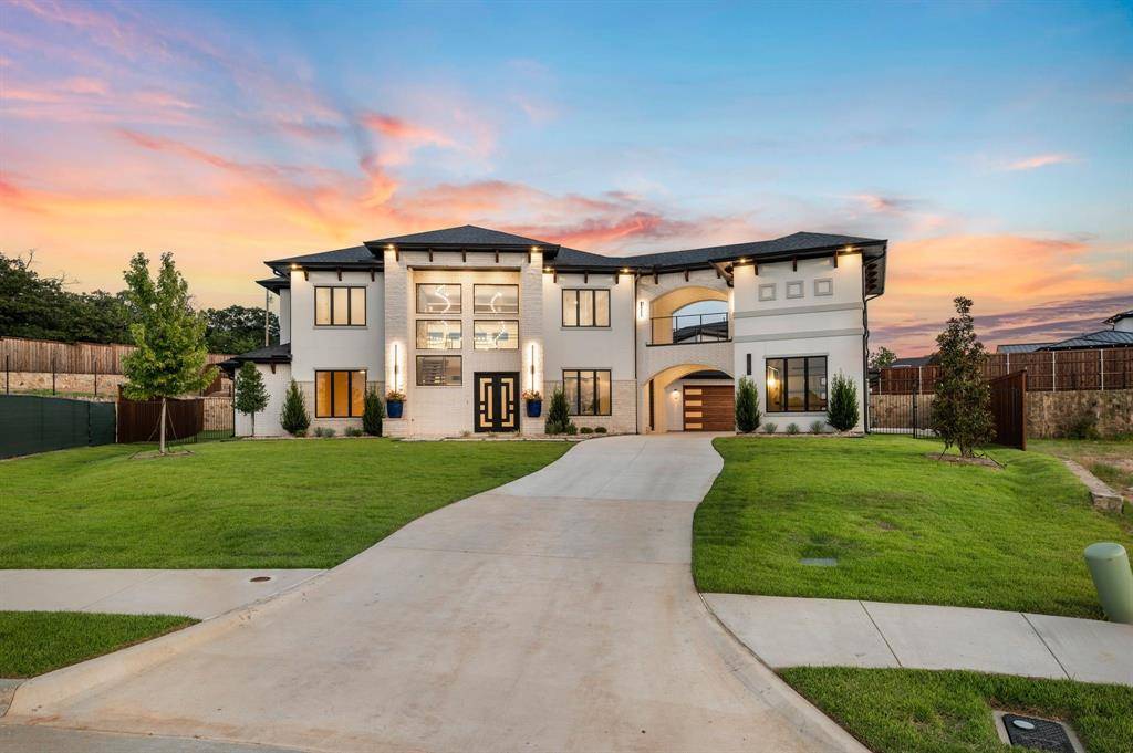 Keller, TX 76262,1732 Oakbrook Drive