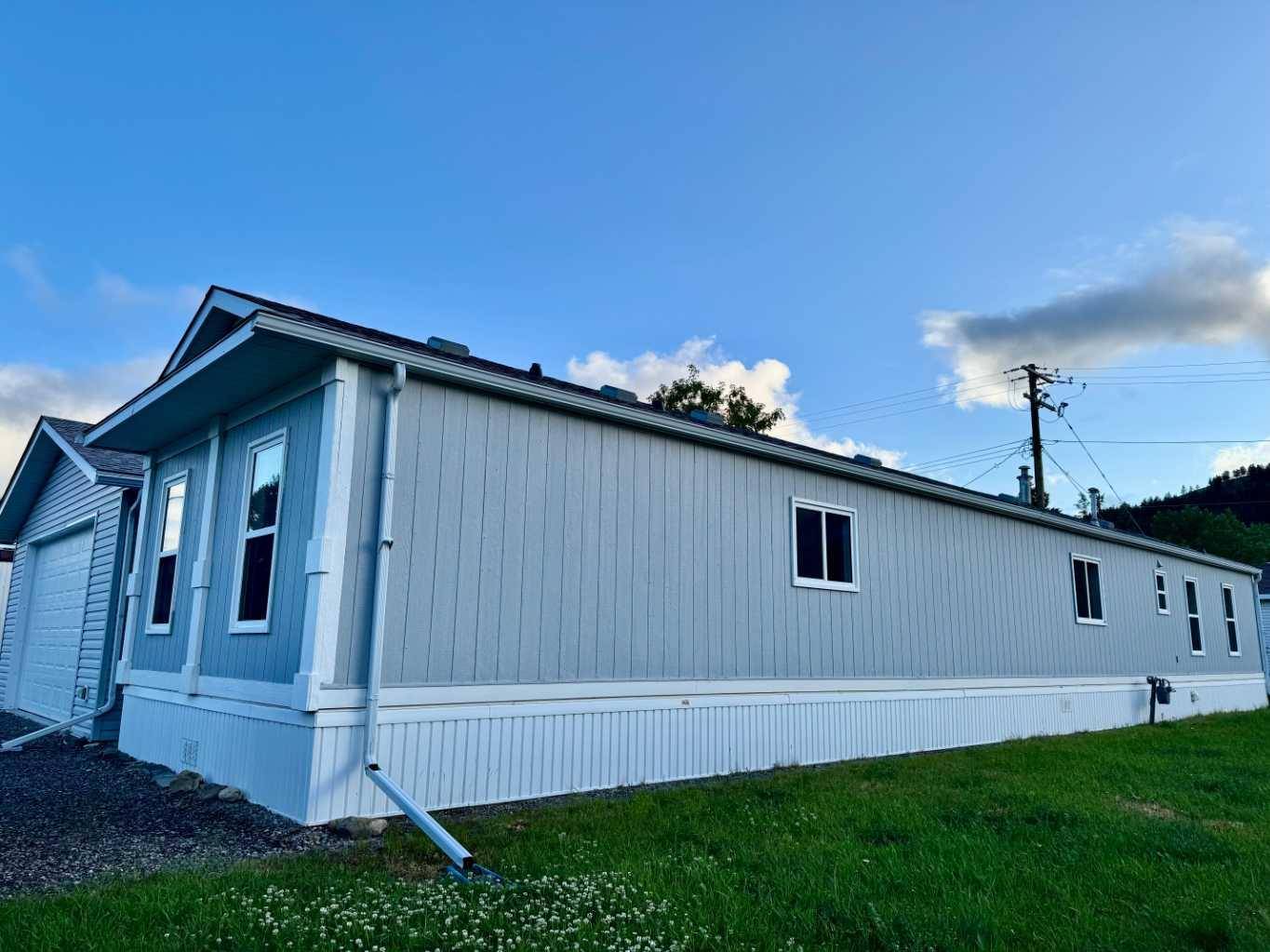 Hillcrest, AB T0K 1C0,22602 9 AVE