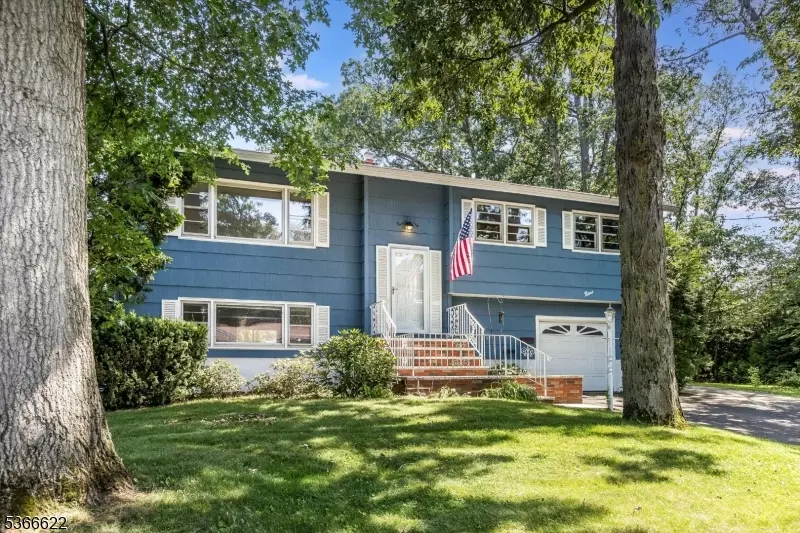 9 Kevin Ter, Fairfield Twp., NJ 07004