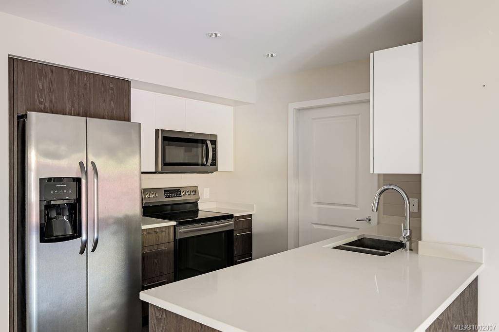Saanich, BC V8X 2S1,1000 Inverness Rd #203
