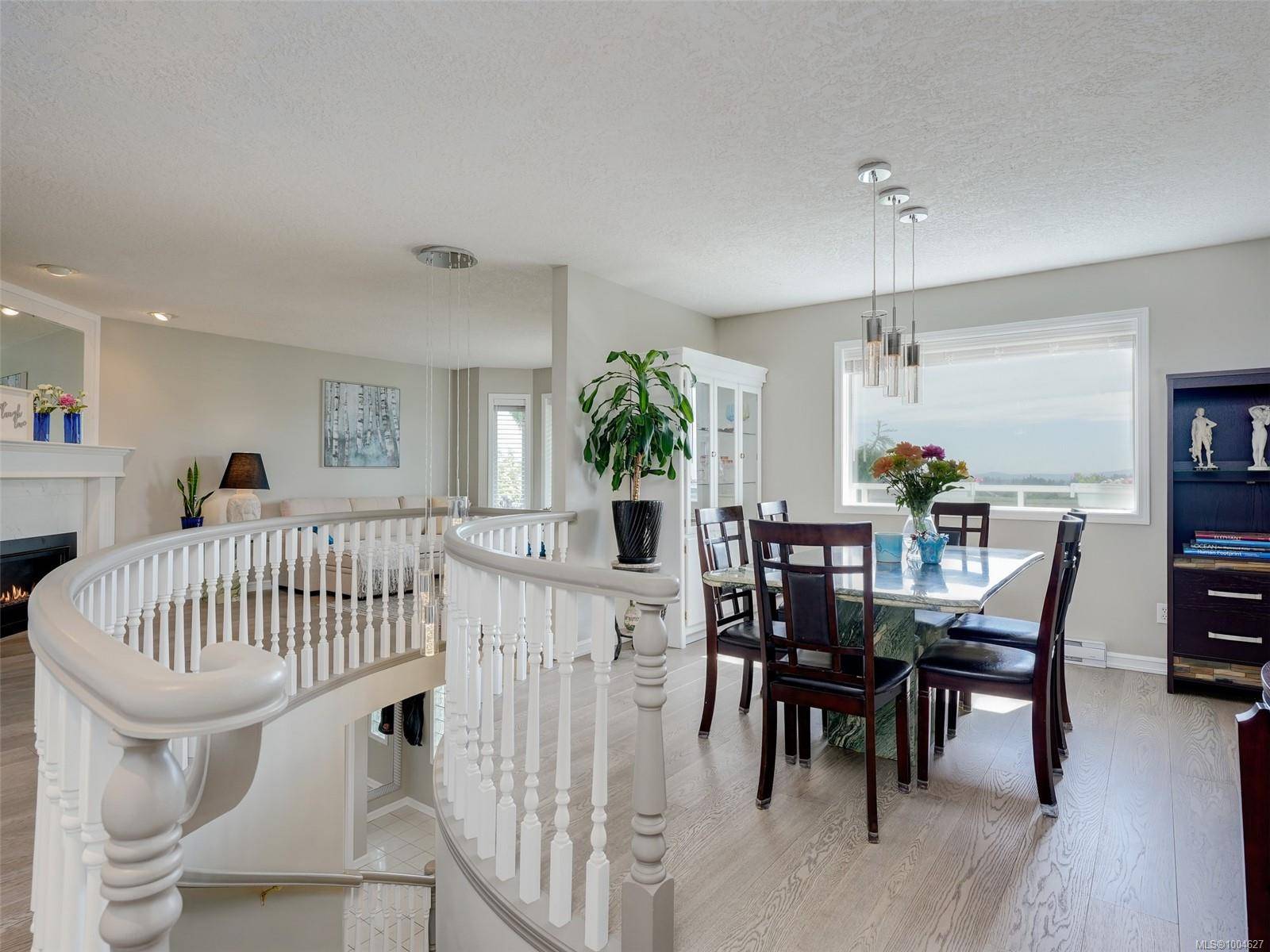 Central Saanich, BC V8Z 7G6,6428 Bella Vista Dr