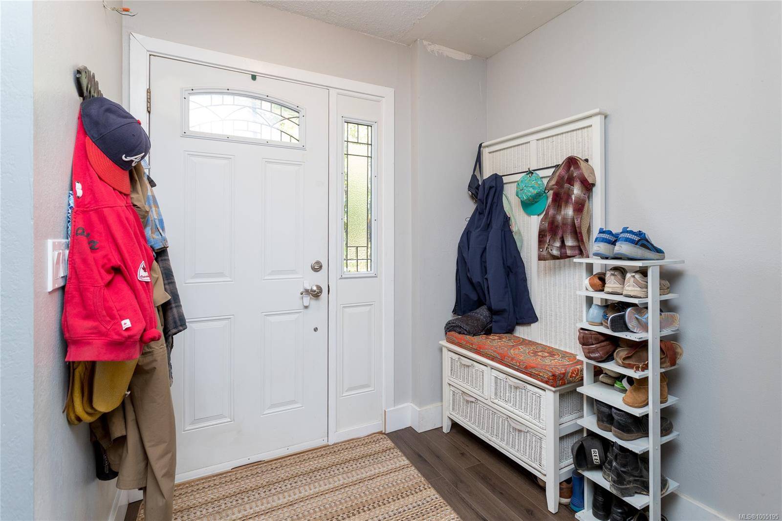 Langford, BC V9B 3A1,439 Atkins Ave
