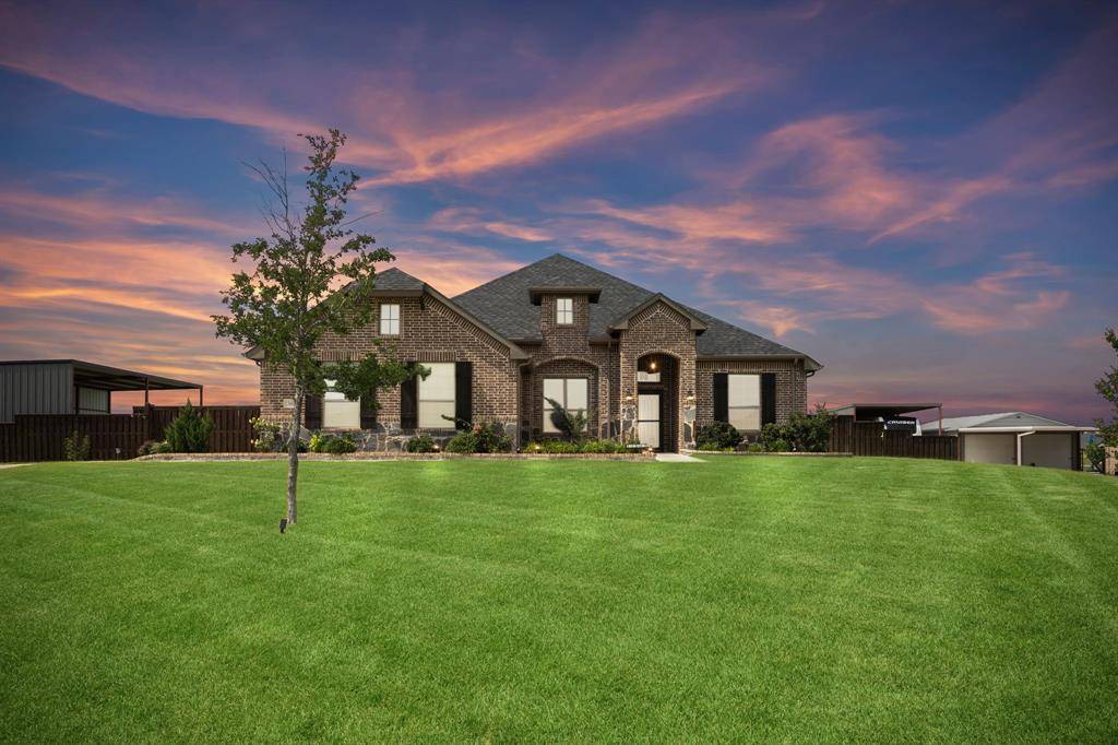 13609 Summer Moon Trail,  Ponder,  TX 76259