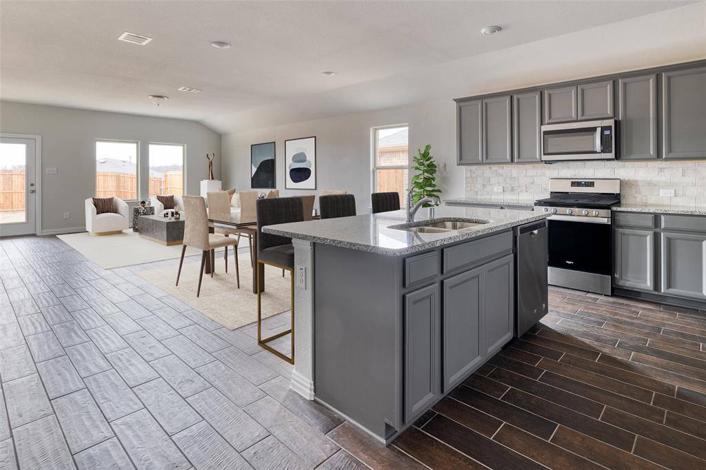 Anna, TX 75409,3329 Longfellow Avenue