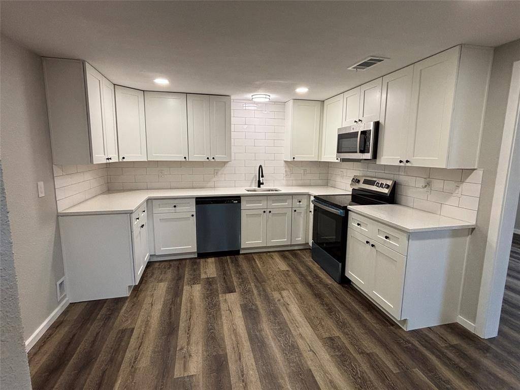 Aubrey, TX 76227,618 Brockett Street