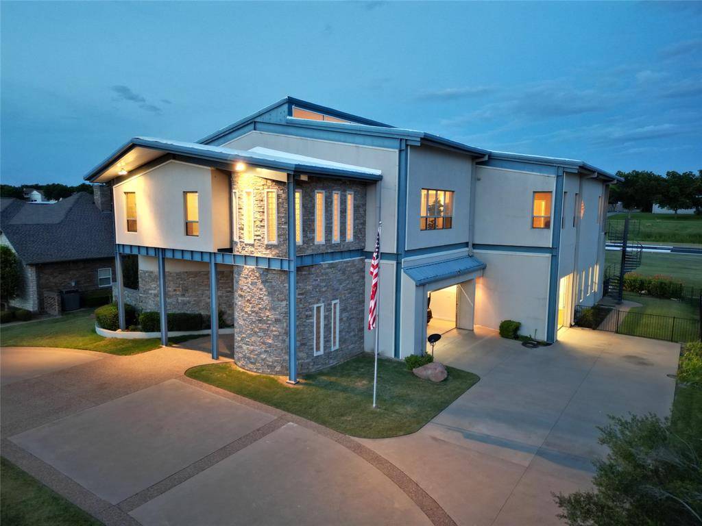 Granbury, TX 76049,9029 Bellechase Road