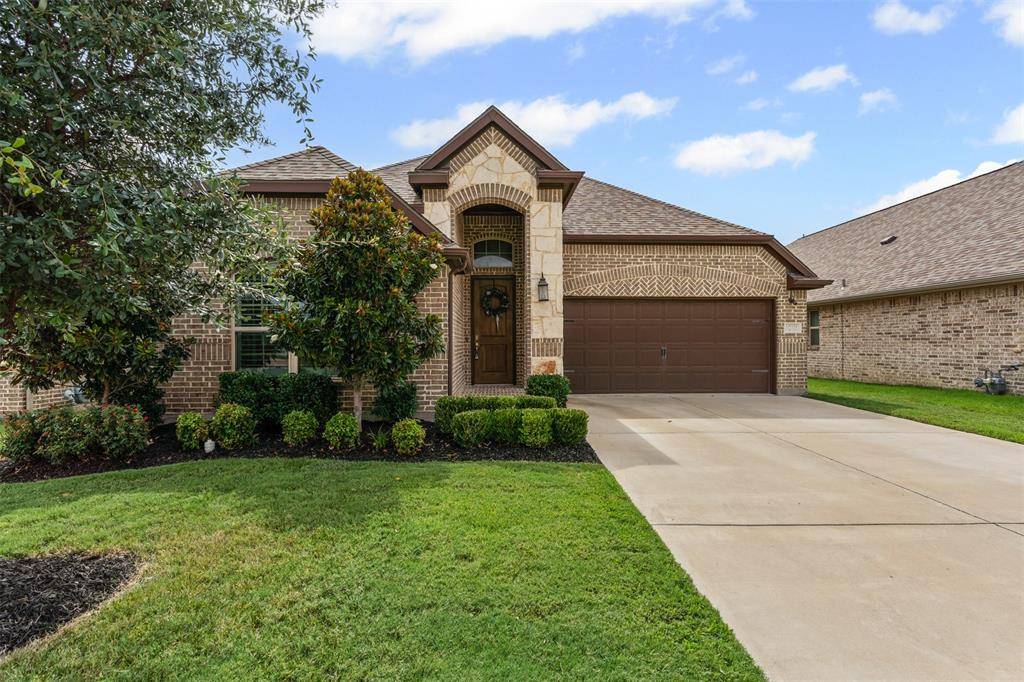 10105 Warberry Trail, Fort Worth, TX 76131