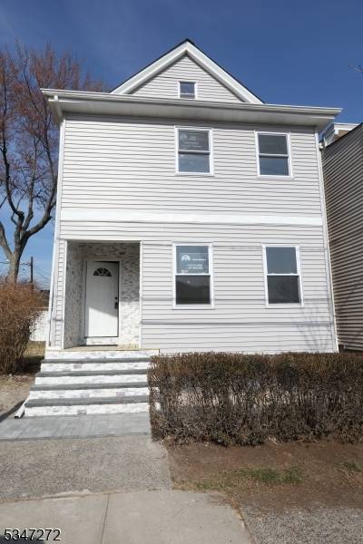 Lodi Boro, NJ 07644,157 Saint Joseph Blvd