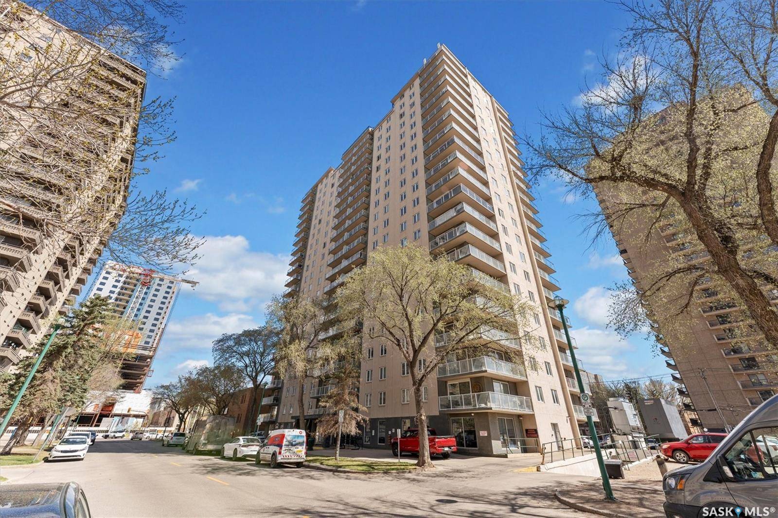 320 5th AVENUE N #1501, Saskatoon, SK S7K 2P5