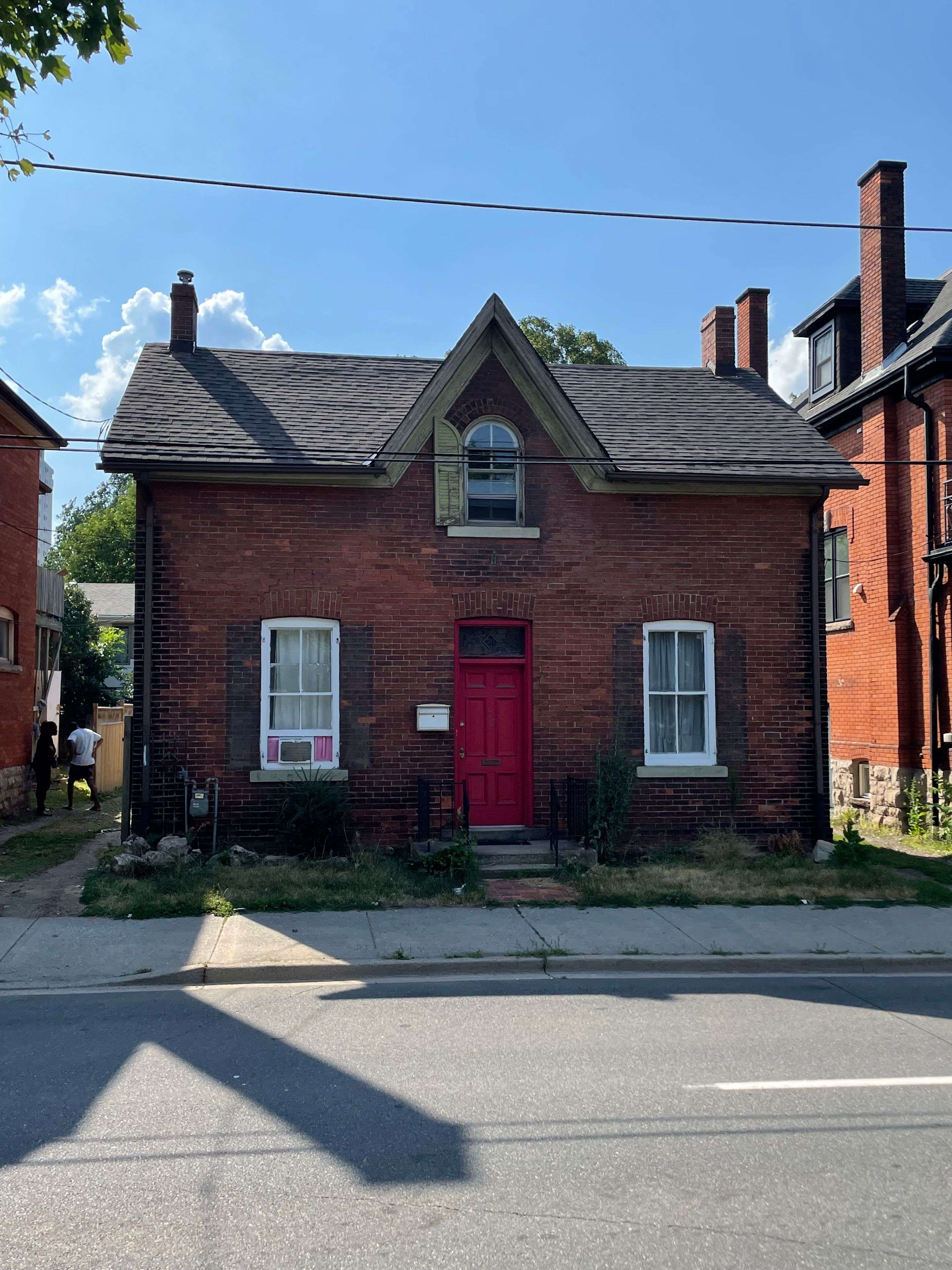 70 Wellington ST S, Hamilton, ON L8N 2R1