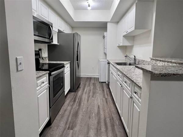 18335 NW 68 Ave #245-602, Hialeah, FL 33015