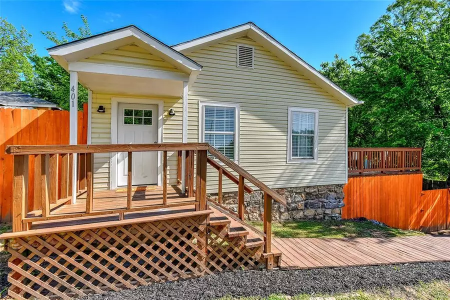 401 W Acheson Street, Denison, TX 75020