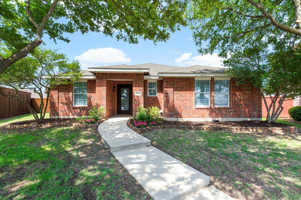 7703 Emilie Lane, Frisco, TX 75035