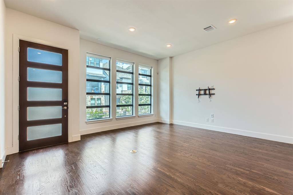 Plano, TX 75024,8036 Zeppos Drive