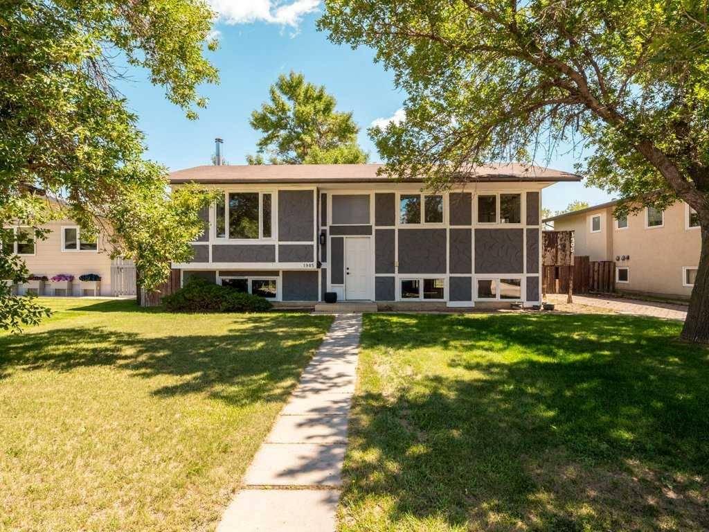 1905 9 ST, Coaldale, AB T1M 1A9